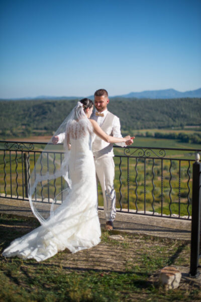 photographe de mariage à Seillons-Source-d'Argens dans le Var