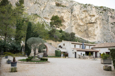 First Look-Mariage au Domaine du Moulin d'Orgon-Georges-Panossian-photographe