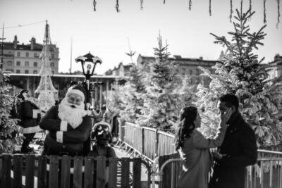 Séance d'engagement entre Marseille et Cassis avec un couple venu d'Asie