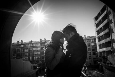Une Séance d'engagement entre Marseille et Cassis avec un couple venu d'Asie
