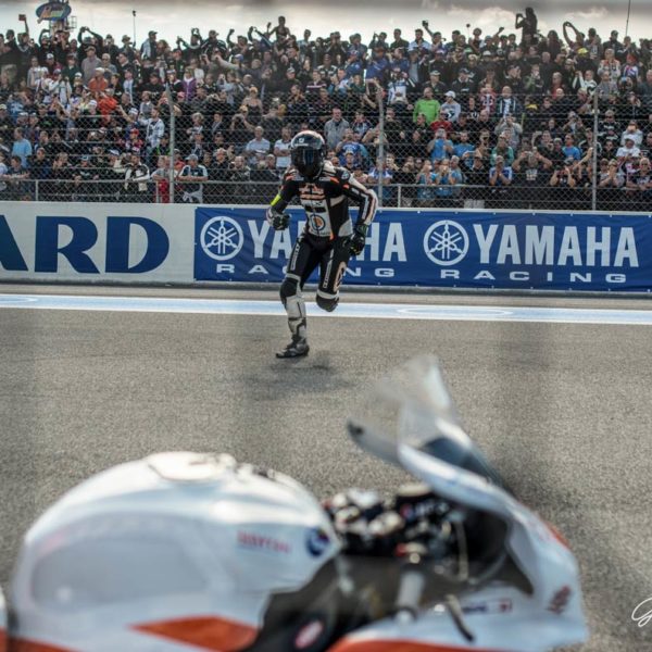 Course de motos au Circuit Paul Ricard à l'occasion du Bol d'Or