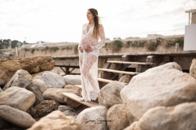 photo de grossesse en bord de mer à Cassis-Georges Panossian photographe