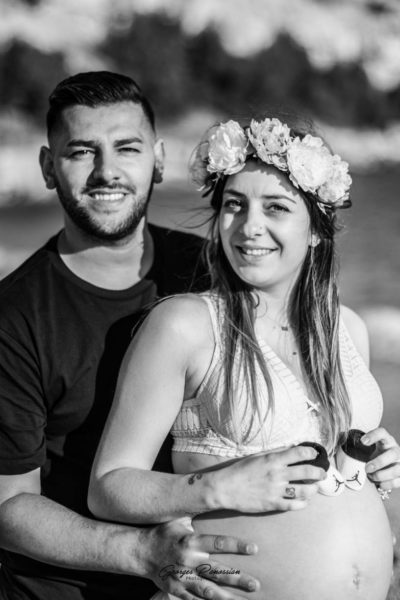 photo de grossesse en bord de mer à Cassis-Georges Panossian photographe
