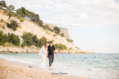 photo de grossesse en bord de mer à Cassis-Georges Panossian photographe