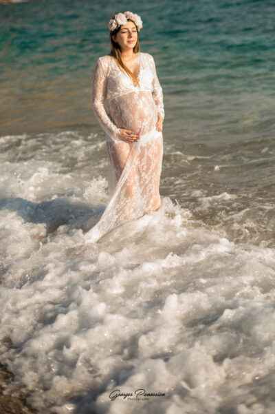 photo de grossesse en bord de mer à Cassis-Georges Panossian photographe