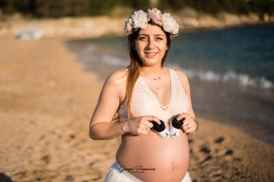 photo de grossesse en bord de mer à Cassis-Georges Panossian photographe